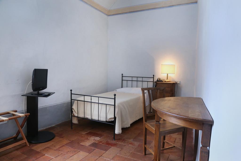La Locanda Di San Pier Piccolo Arezzo Szoba fotó